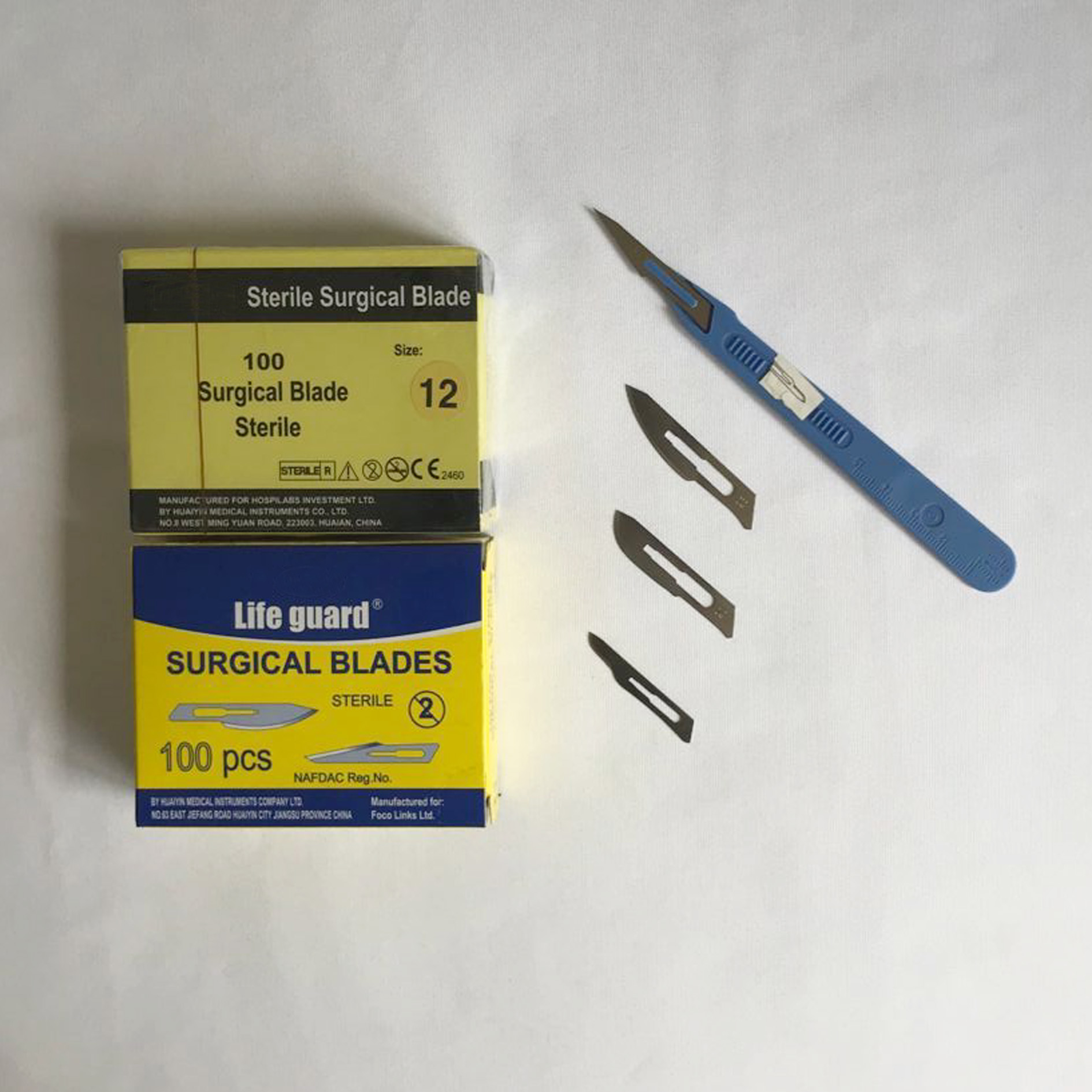 Disposable surgical blades